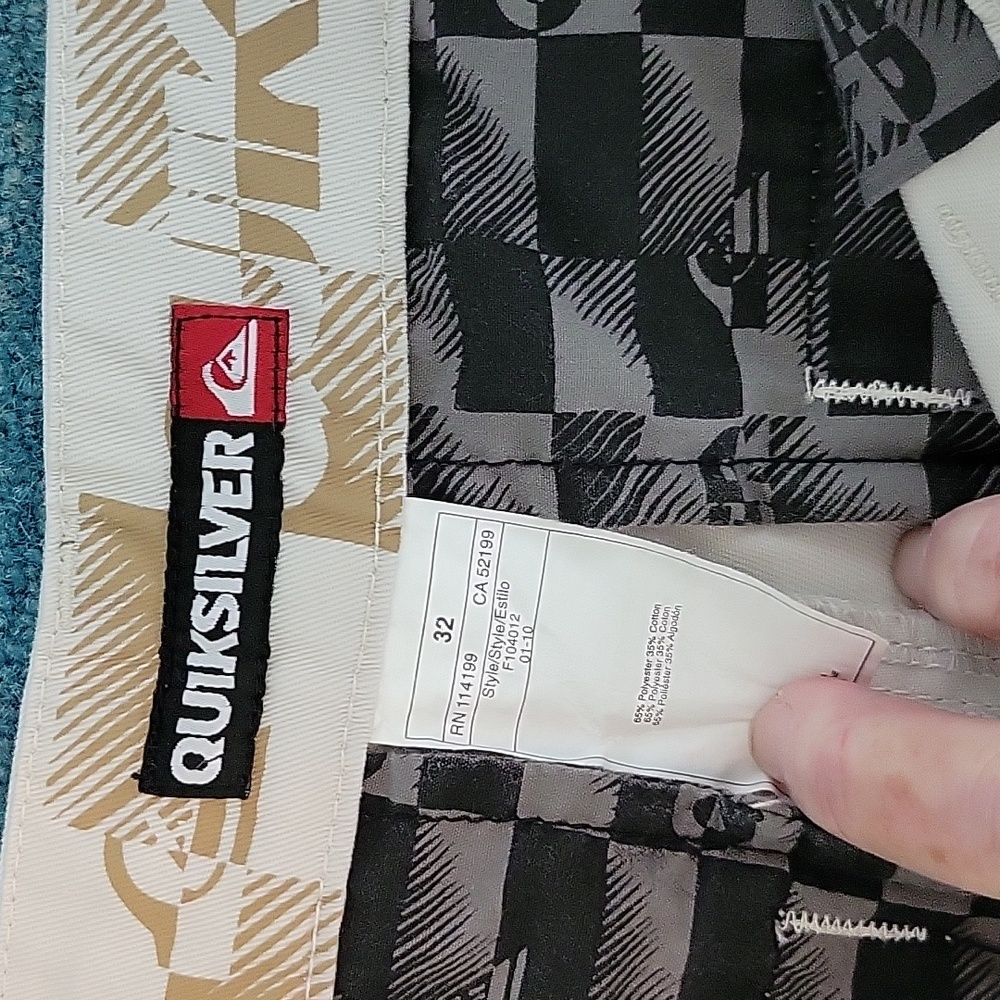 Quicksilver shorts - Picture 5 of 7